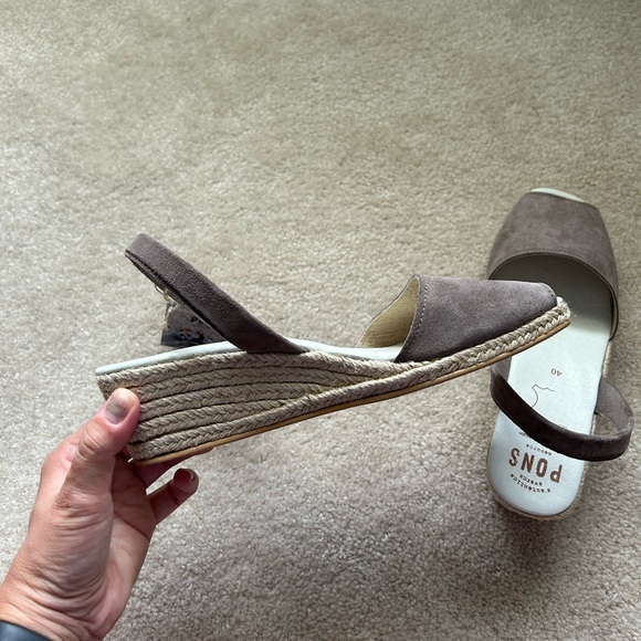 Pons ‘The Spanish Sandal Co’ Taupe-Colored Twine Wedge Espadrilles - Picture 4 of 11